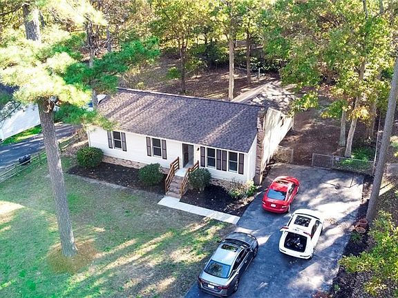 2nd image of 3609 Julep Dr