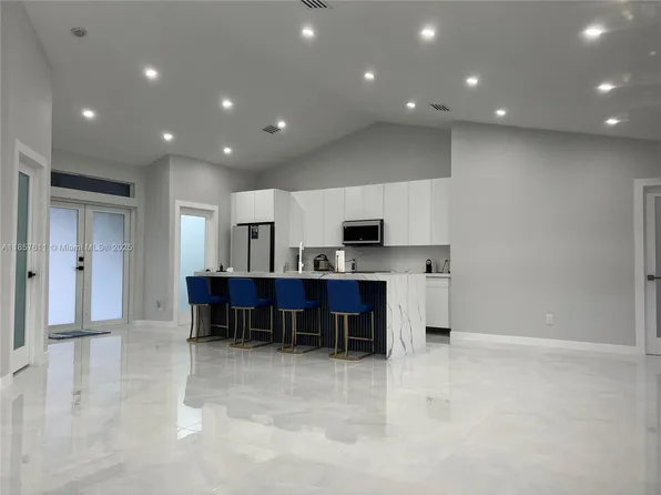 2214 NW 1st Ter, Cape Coral, FL 33993