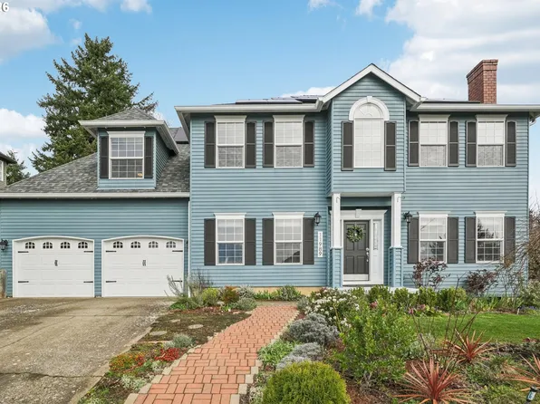 11989 SE Sovereign Dr, Happy Valley, OR 97086