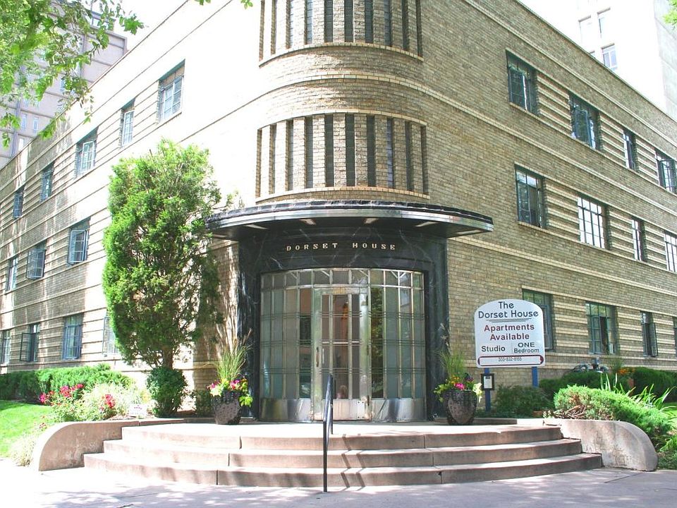 1st image of 1001 N Logan St APT 208