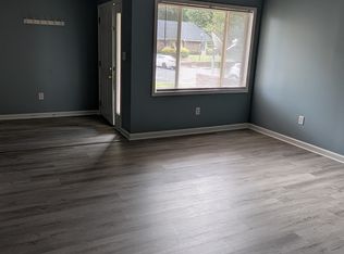 409 4th St SW APT A1, Conover, NC 28613