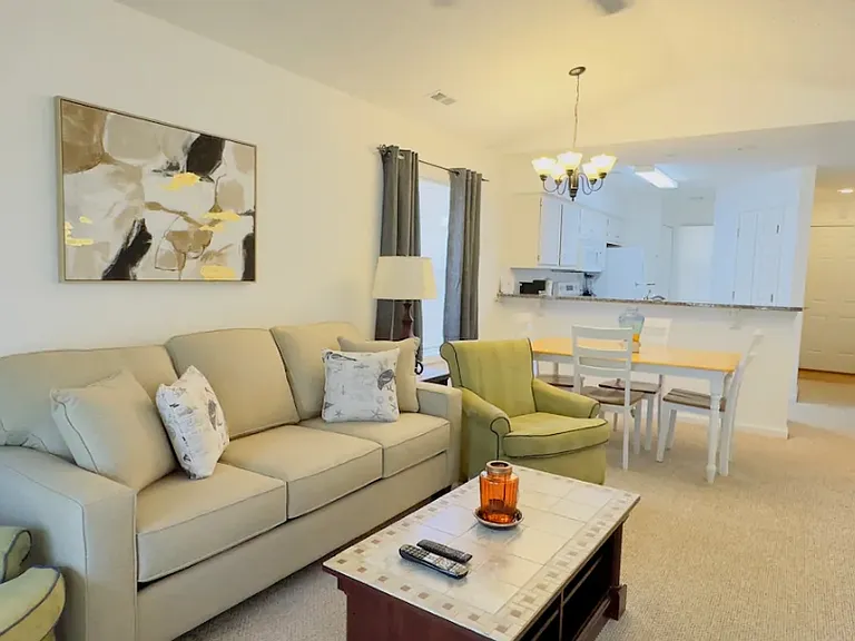 529 White River Dr #19I — Photo 2