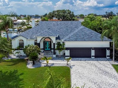 827 Golf Island Dr, Apollo Beach, FL, 33572