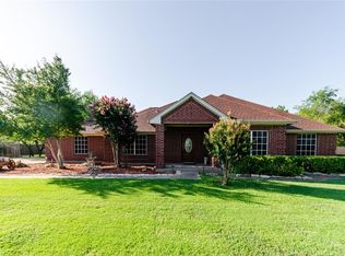 1609 Assembly Ct, Saginaw, TX 76179