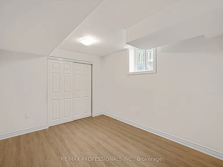 2900 Tradewind Dr #BASEMENT — Photo 12