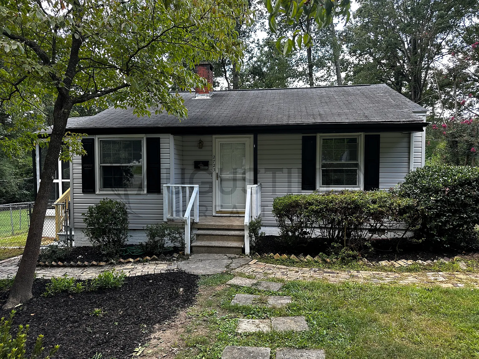 2723 Robin Hood Drive - 1 — Photo 1