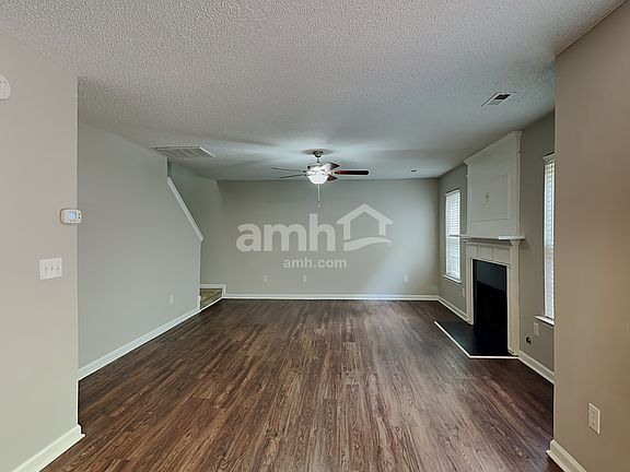 5th image of 240 Bonnie Woods Dr