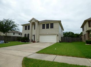 1303 Rosebay Rd, Baytown, TX 77521