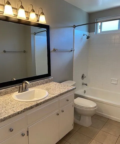 Shasta Villa Apartments — Photo 18