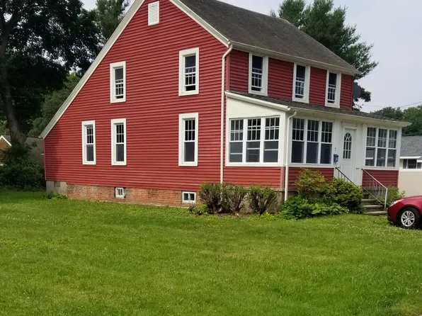 7 Clinton Ave, Old Saybrook, CT 06475