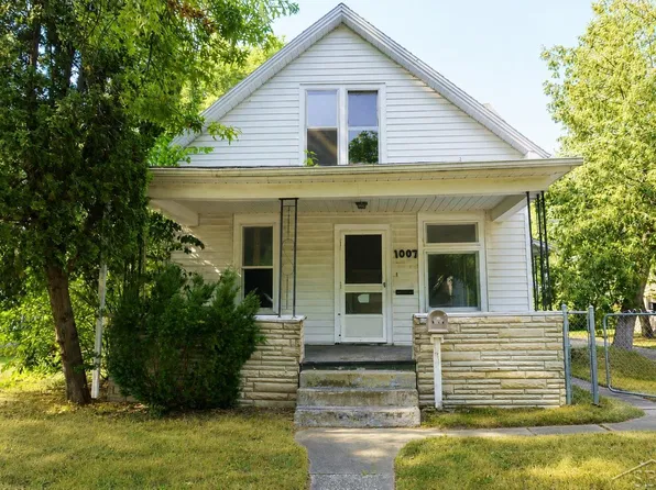 1007 Webber St, Saginaw, MI 48601
