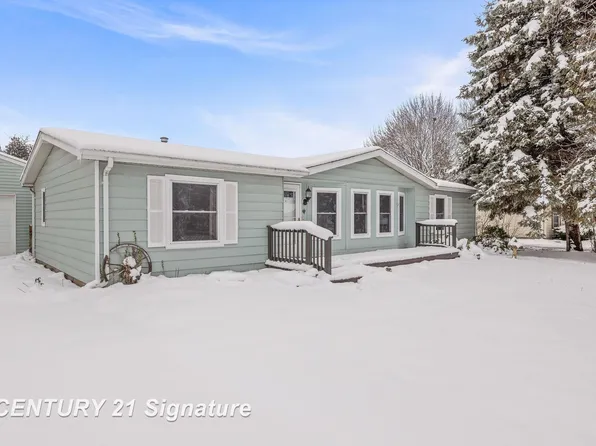 5144 Bertshire Dr, Mount Pleasant, MI 48858