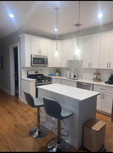 400 Oak St #1B Photo 1 400 Oak St #1B Photo 1