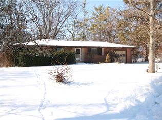 2335 Marcia Dr, Bellbrook, OH