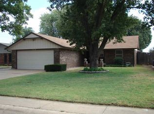 113 N Saddle Rd, Enid, OK 73703