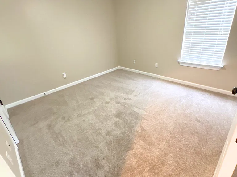 9456 Club Walk Ct — Photo 14