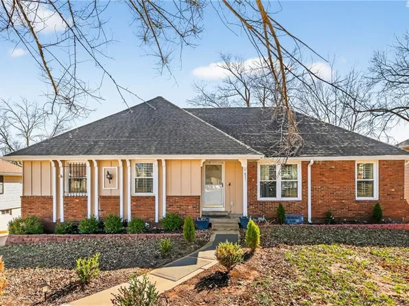 8117 E 96th St, Kansas City, MO 64134