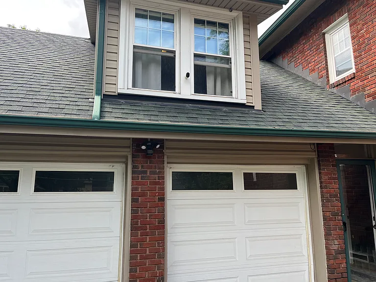 Exterior view of apartment from Avondale Rd.