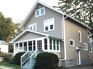 438 E Portage Trl, Cuyahoga Falls, OH