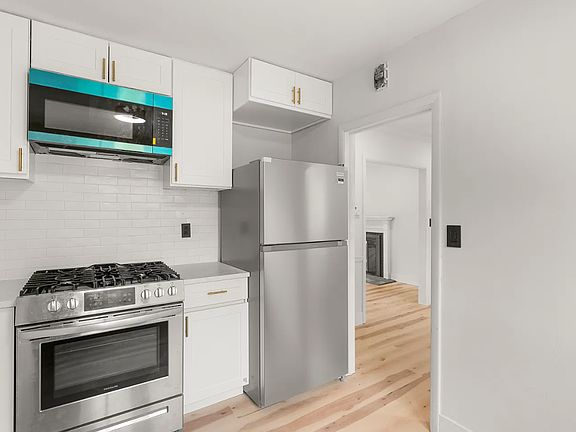 2nd image of 577 Brook Rd