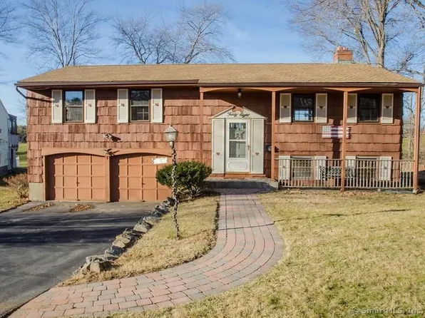 48 Kimberly Road, West Hartford, CT 06107