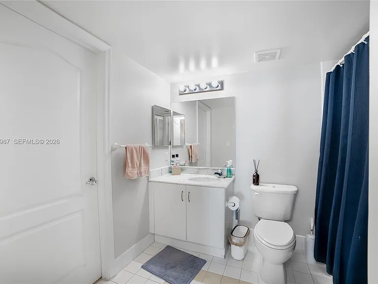 1200 Brickell Bay Dr #4121 — Photo 18