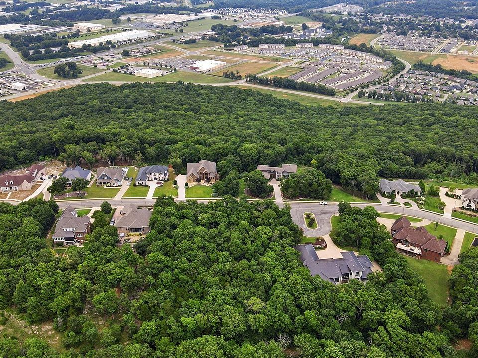 1st image of 4039 Hawks Way NE