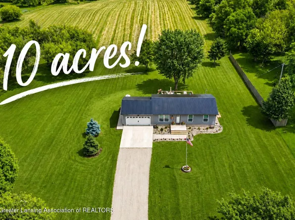 2550 Harmon Rd, Saint Johns, MI 48879