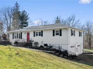 215 Cherry Ln, Newburgh, NY 12550