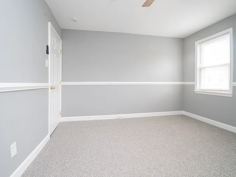 1509 McHenry St — Photo 15