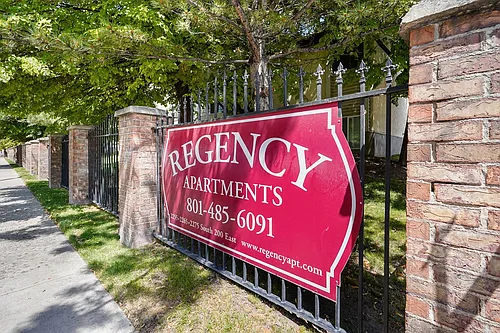 Regency Apartments Photo 1