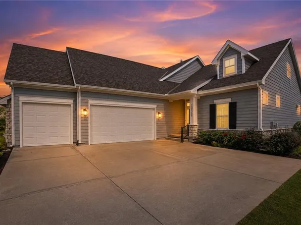 13300 W 174th Pl, Overland Park, KS 66221