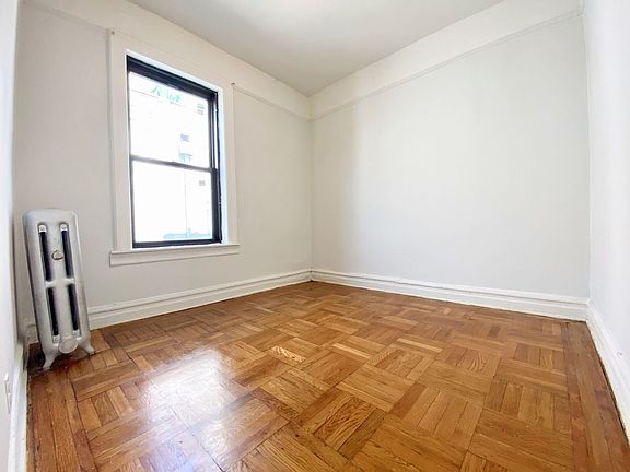 5th image of 25 Woodruff Ave APT C3
