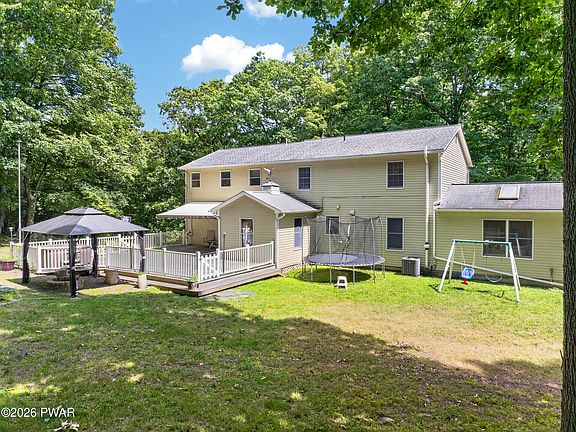 3rd image of 114 Sawkill Dr