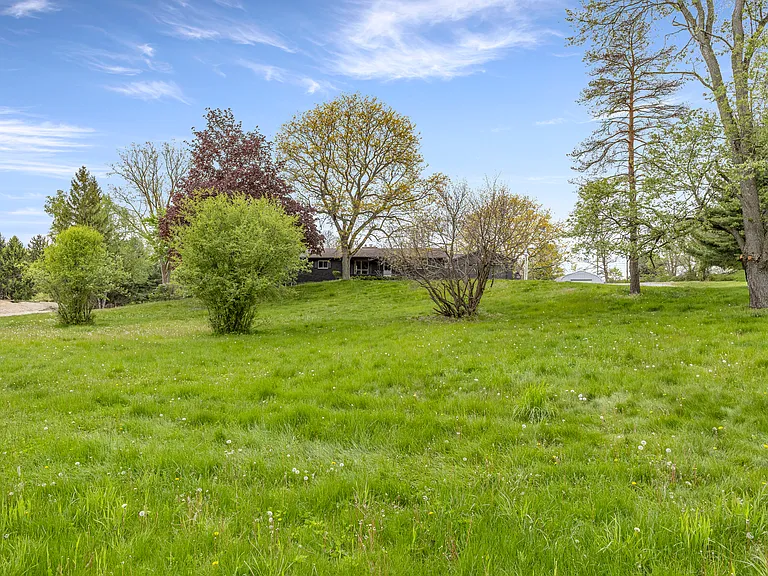 20325 Westview Dr — Photo 42