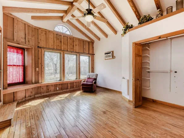 187 River Oaks Dr, Cedar Creek, TX 78612