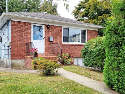 5 Hampton Street, Mineola, NY, 11501