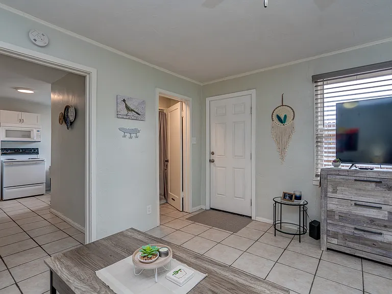 3300 E Bellevue St #2 — Photo 6