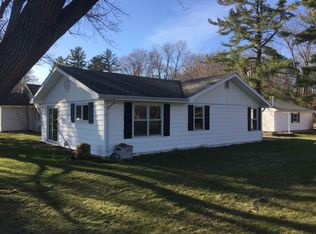 18911 Sunny Ln, Culver, IN 46511