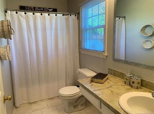 912 Carolyn Ave, Kannapolis, NC 28083