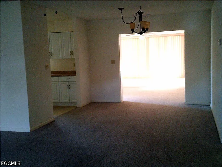 1405 Juddale St E — Photo 3