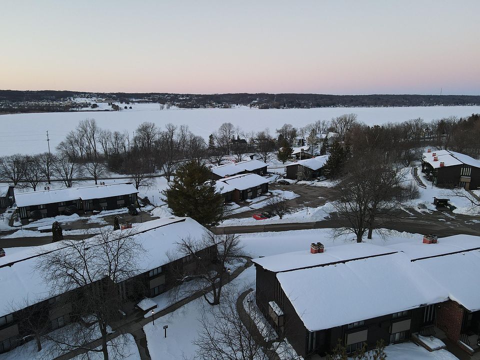 1st image of 62 Lausanne Ct #7