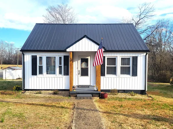 707 12th St, Altavista, VA 24517