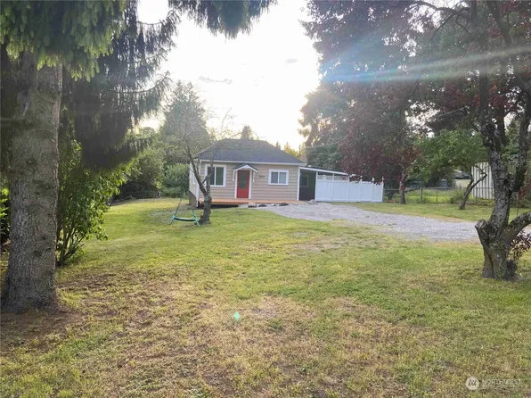 12017 59th Avenue S, Seattle, WA 98178