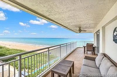 2 bed, 2.0 bath, 1298 sqft, $6,000 — Photo 3