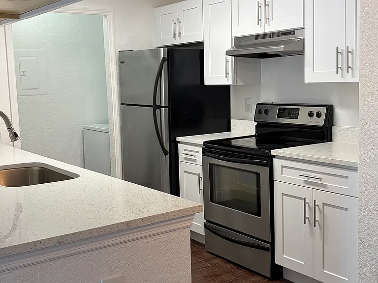2550 N Alafaya Trl #5102 — Photo 1