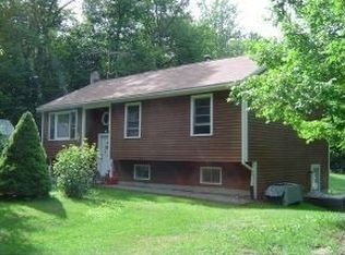 44 Sawyer Rd, Weare, NH 03281