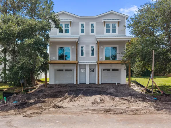 305 Birmingham Avenue #1, Carolina Beach, NC 28428
