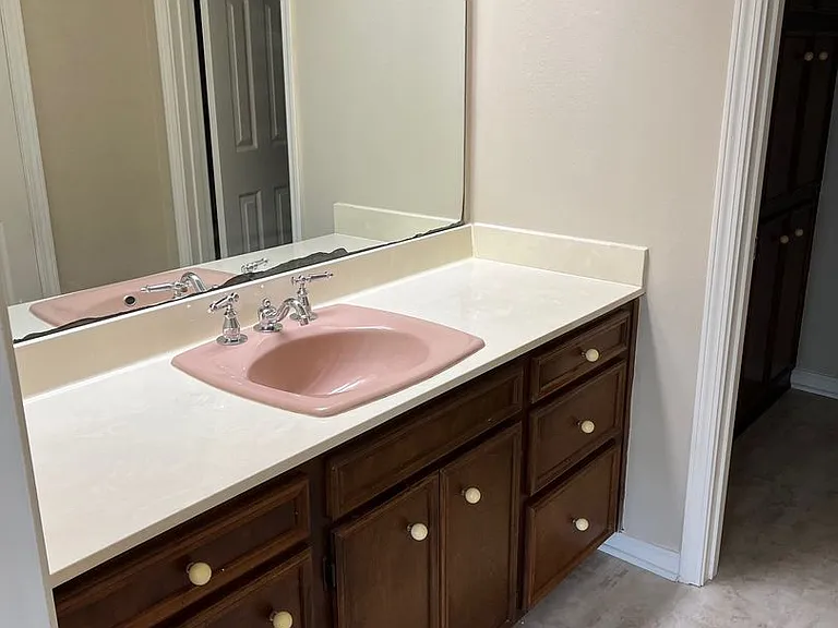 500 S Dresden Ct — Photo 18