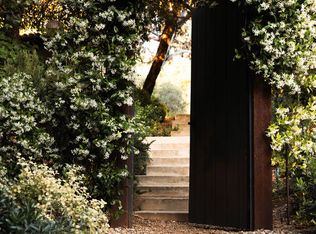 1830 Old Orchard Rd, Los Angeles, CA 90049